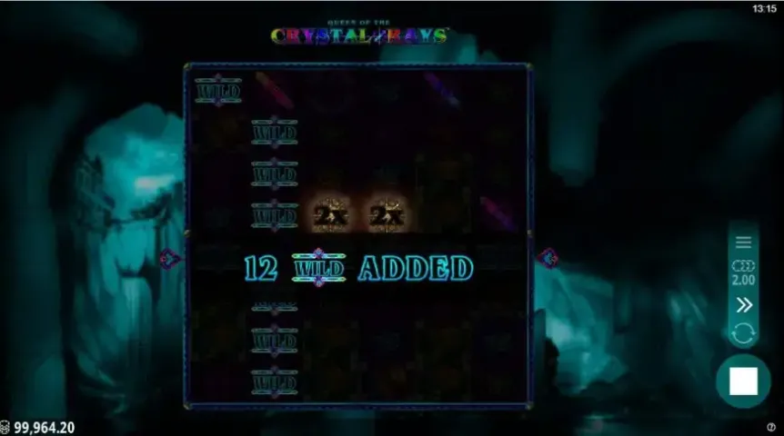 Queen of the Crystal Rays slot screenshot 4